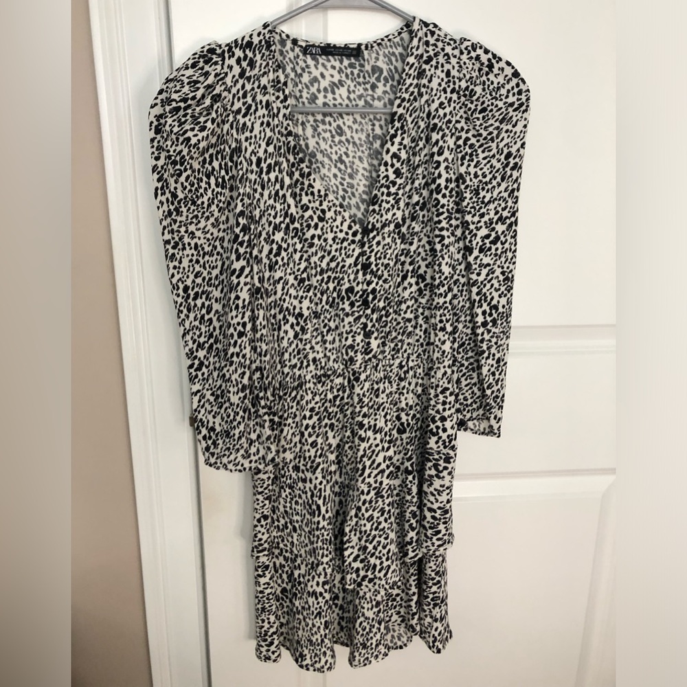 Zara xs black and white leopard print dress
